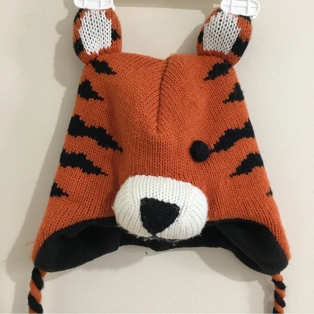 Carter's toddler girls cat shape winter hat